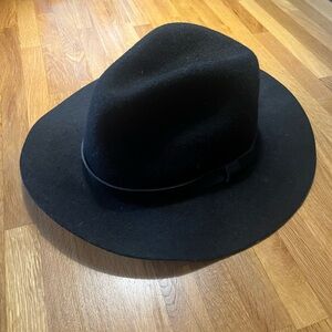 Black Hat H&M